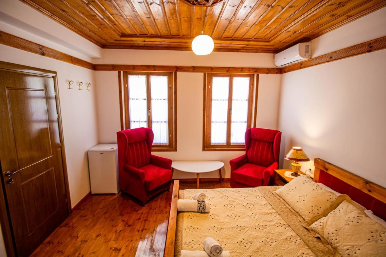 Hotel Bebej Tradicional Gjirokastër